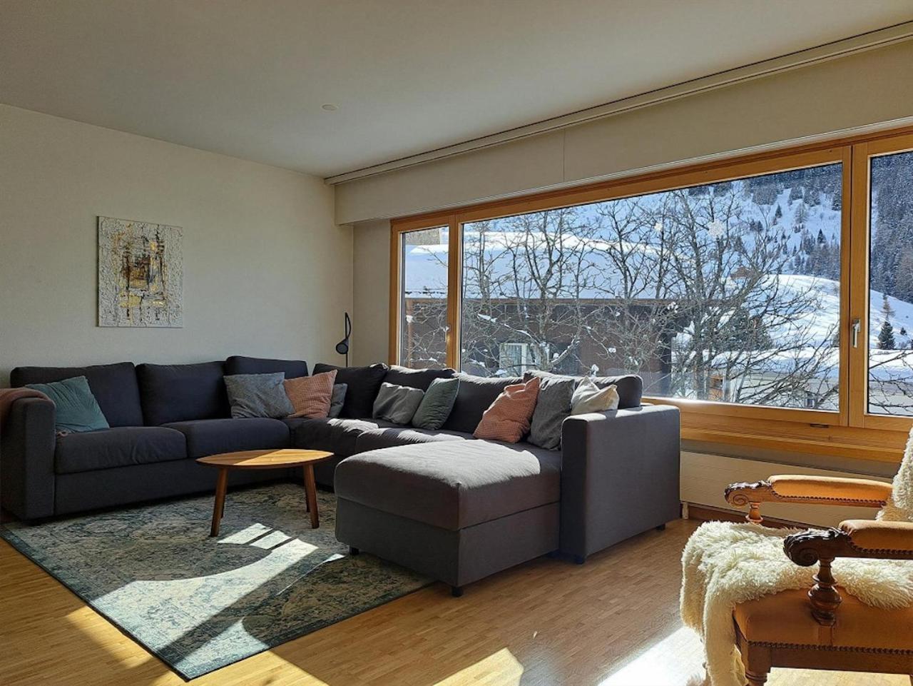 Top Modernes Apartment Im Herzen Von Andermatt Balkon & Bergblick Exterior foto